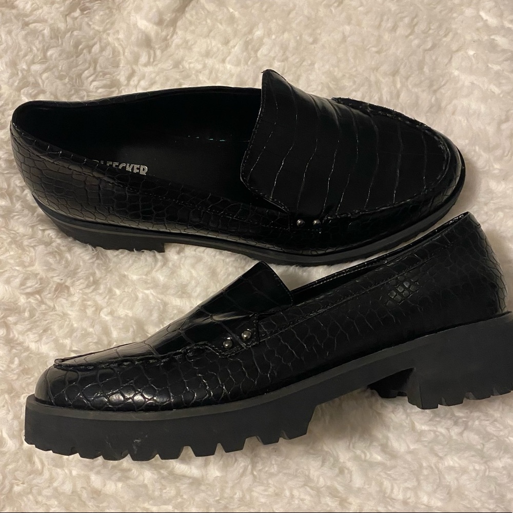 Woman’s Croc pattern Bleeker and Bond platform loafer